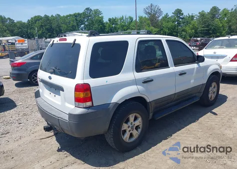 2005 Ford Escape Xlt from USA, damaged, VIN 1FMYU93195KA56736